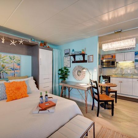 Chic Virginia Beach Retreat - Pool, Steps To Beach Exteriör bild